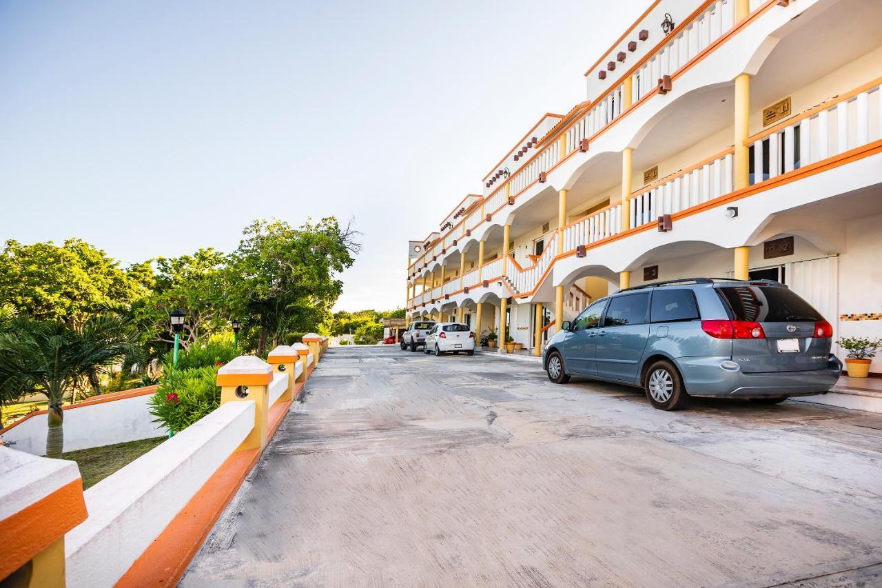 Capital O Oxtankah,Chetumal Bay Hotel Calderitas Exterior photo